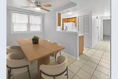 6447 S Narragansett Avenue #1B, Chicago, IL 60638 - Photo 4