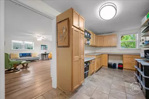 1419 E Forest Ave, Wheaton, IL 60187 - Photo 24