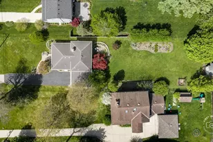 1419 E Forest Ave, Wheaton, IL 60187 - Photo 34