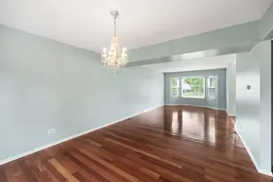 288 Forest Dr, Crystal Lake, IL 60014 - Photo 10