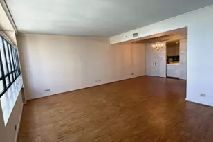 180 E Pearson St, Chicago, IL 60611 - Photo 16