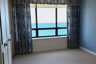 180 E Pearson St, Chicago, IL 60611 - Photo 8