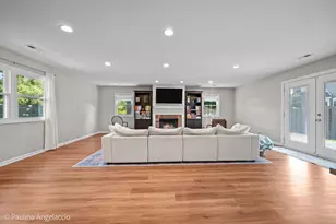 5547 S Bruner St, Hinsdale, IL 60521 - Photo 12