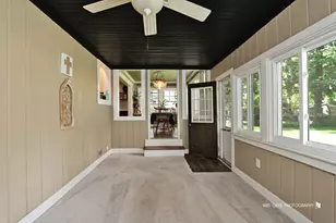 380 Ridge Ave, Crystal Lake, IL 60014 - Photo 10