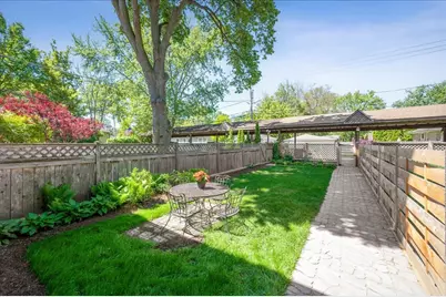 1934 Lake Avenue, Wilmette, IL 60091 - Photo 14