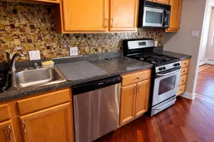 8809 W Golf Rd, Niles, IL 60714 - Photo 4