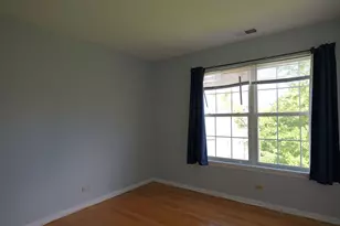 122 Kennebunk Ct, Glendale Heights, IL 60139 - Photo 10