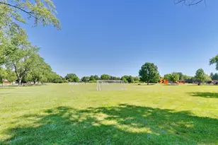 905 S School St, Mount Prospect, IL 60056 - Photo 30