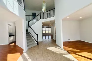 5 Player Ct, Bolingbrook, IL 60490 - Photo 2