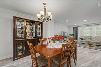 1350 Nottingham Lane, Hoffman Estates, IL 60169 - Photo 8