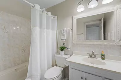 1350 Nottingham Lane, Hoffman Estates, IL 60169 - Photo 20