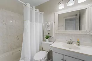 1350 Nottingham Ln, Hoffman Estates, IL 60169 - Photo 20