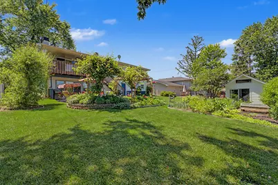 1350 Nottingham Lane, Hoffman Estates, IL 60169 - Photo 34