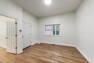 819 S Carpenter St, Chicago, IL 60607 - Photo 4