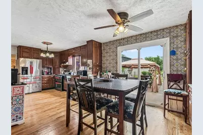 204 Westport Drive, Joliet, IL 60431 - Photo 8