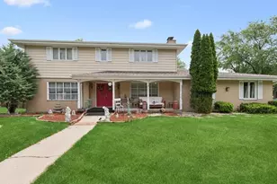 204 Westport Dr, Joliet, IL 60431 - Photo 1