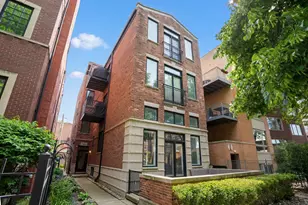 929 W George St, Chicago, IL 60657 - Photo 2