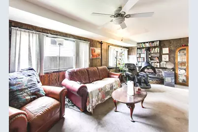2617 Summit Avenue, Highland Park, IL 60035 - Photo 8