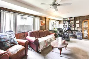 2617 Summit Ave, Highland Park, IL 60035 - Photo 8