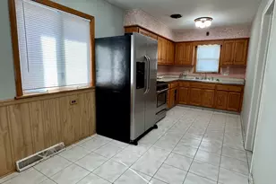3107 W Howard St, Chicago, IL 60645 - Photo 14