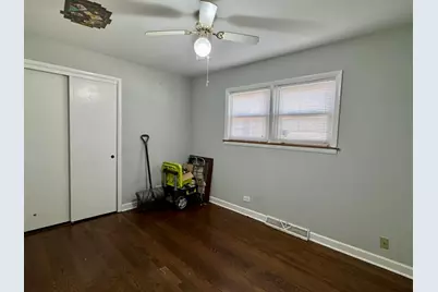 3107 W Howard Street, Chicago, IL 60645 - Photo 8
