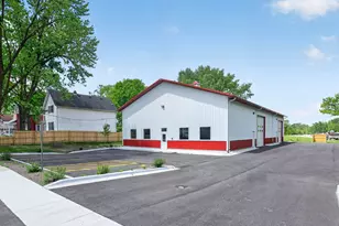 355 N Sacramento St, Sycamore, IL 60178 - Photo 1