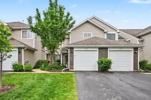 1149 E Cambria Ln, Lombard, IL 60148 - Photo 2