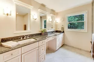 2302 Lisa Ct, Palatine, IL 60067 - Photo 20