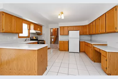 16237 Lake Villa Avenue, Tinley Park, IL 60477 - Photo 10