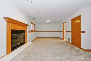 16237 Lake Villa Ave, Tinley Park, IL 60477 - Photo 14