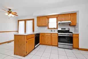 16237 Lake Villa Ave, Tinley Park, IL 60477 - Photo 12