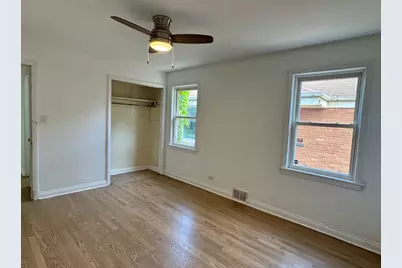 6328 N Troy Street, Chicago, IL 60659 - Photo 10