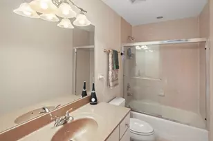 26 Country Ln, Deer Park, IL 60010 - Photo 20