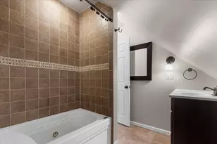 2048 W 21st St, Chicago, IL 60608 - Photo 18