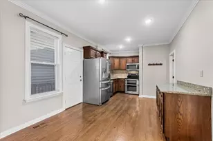 2048 W 21st St, Chicago, IL 60608 - Photo 2