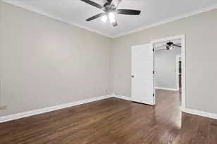 2048 W 21st St, Chicago, IL 60608 - Photo 10