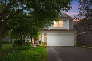 647 N Charter Hall Dr, Palatine, IL 60067 - Photo 1