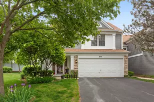647 N Charter Hall Dr, Palatine, IL 60067 - Photo 1