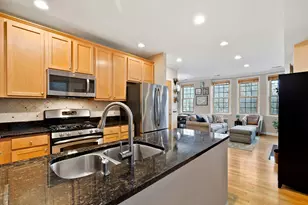 3318 N Damen Ave, Chicago, IL 60618 - Photo 6