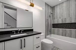 1900 W Cortland St, Chicago, IL 60622 - Photo 28