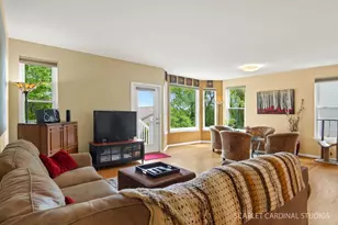217 Ridge Rd, North Aurora, IL 60542 - Photo 4