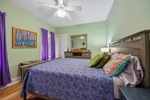 6551 N Maplewood Ave, Chicago, IL 60645 - Photo 12