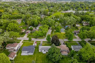 30W162 Claymore Ln, Naperville, IL 60563 - Photo 6