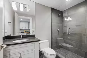 211 S Monroe St, Hinsdale, IL 60521 - Photo 30