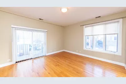 1960 N Damen Avenue #3, Chicago, IL 60647 - Photo 8