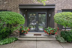 40 Fairview Ave, Deerfield, IL 60015 - Photo 2