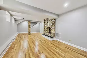 864 W Aldine Ave, Chicago, IL 60657 - Photo 20