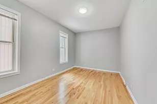 864 W Aldine Ave, Chicago, IL 60657 - Photo 14