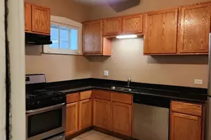 4126 W Wellington Ave, Chicago, IL 60641 - Photo 16