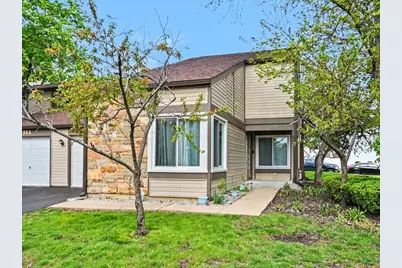 554 Alton Court, Carol Stream, IL 60188 - Photo 1